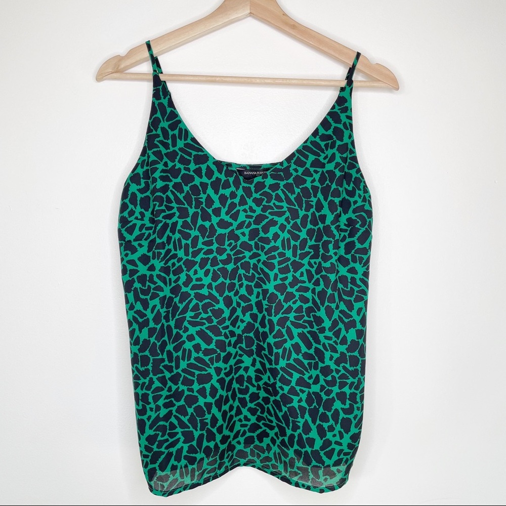 Banana Republic V-neck Classic Camisole Green Black Pebble Print Tank Top Blouse - Picture 2 of 7